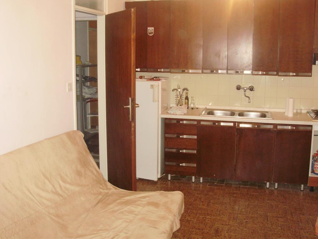 Apartments Draga Zaboric Rum bild